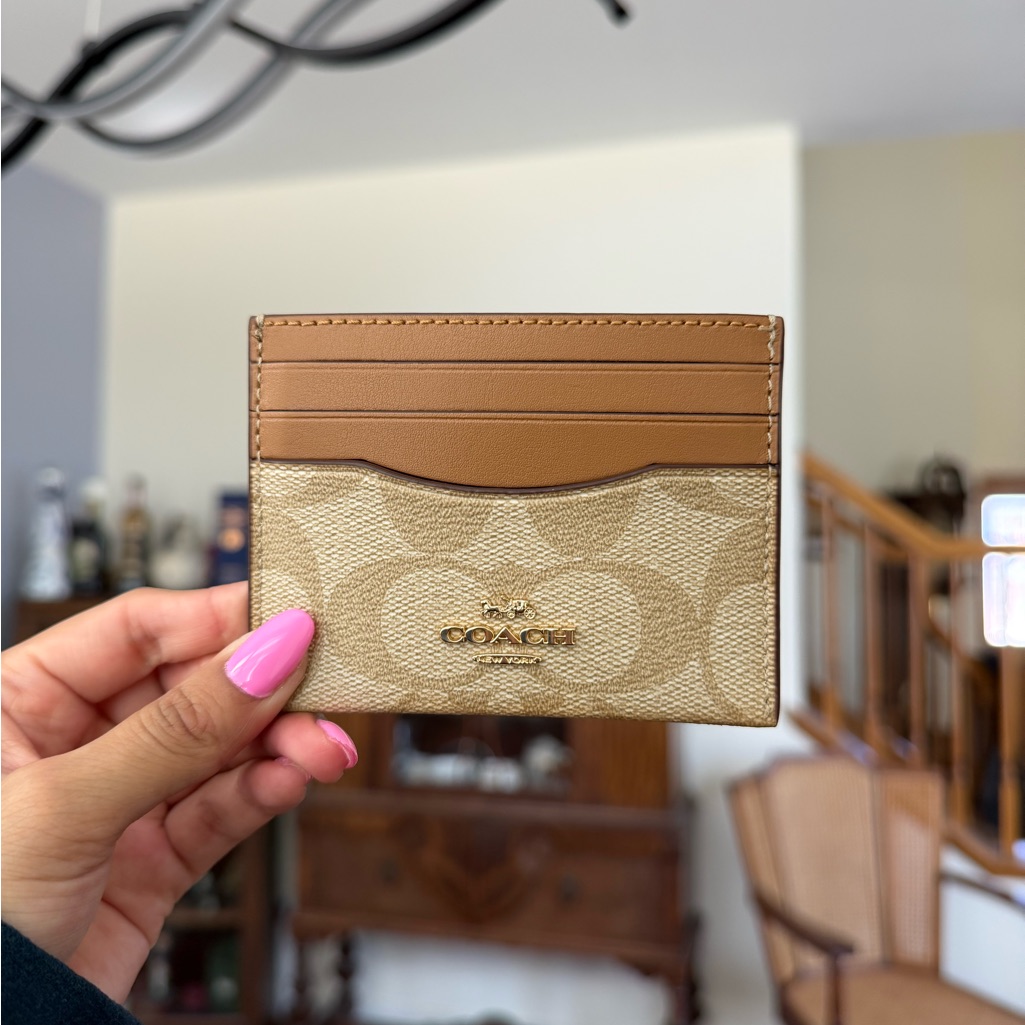 Coach Brown And Cream Card Holder Coach Brown And Cream Card Holder